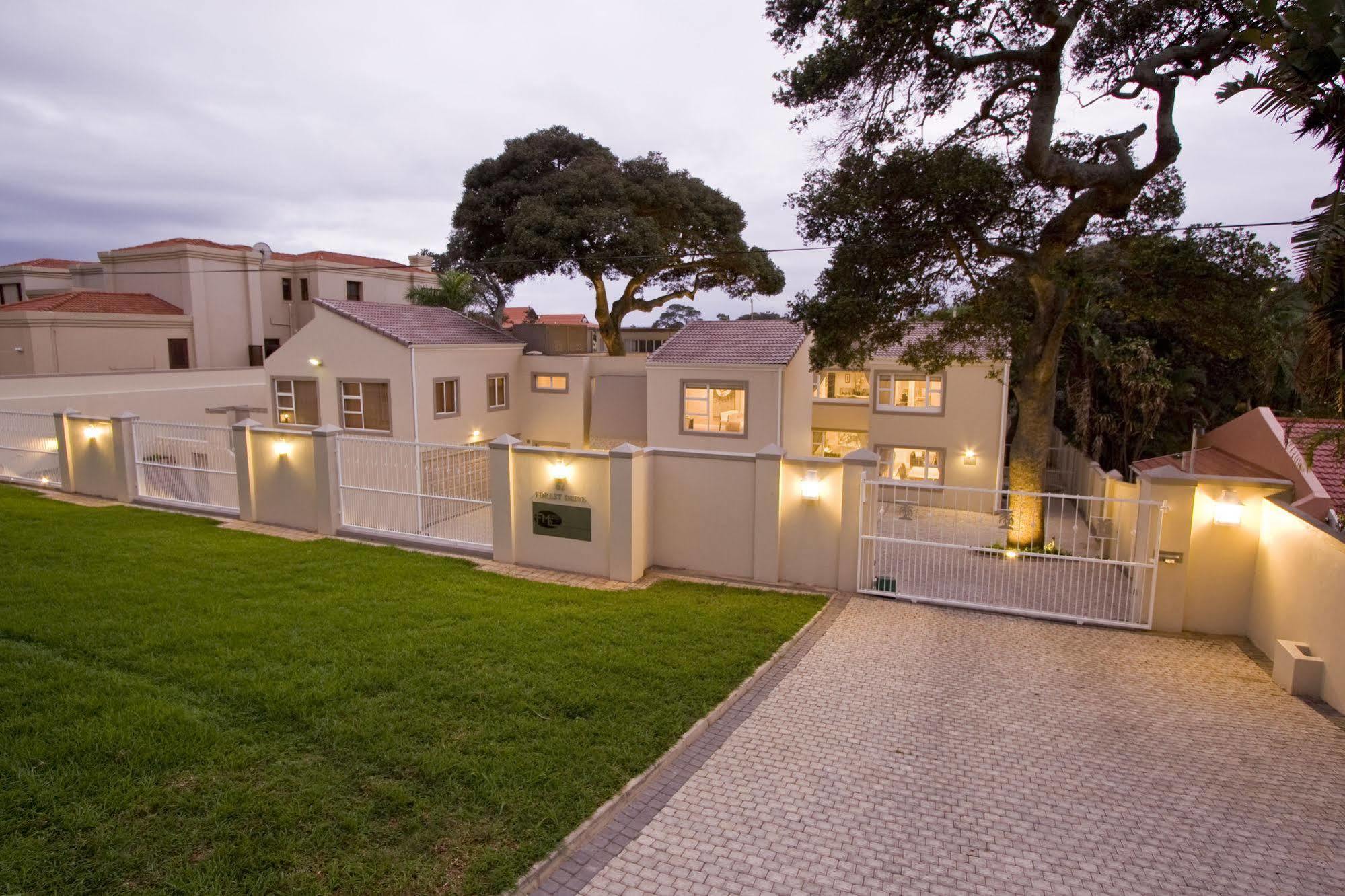 Forest Manor Boutique Guesthouse Umhlanga Rocks Екстериор снимка