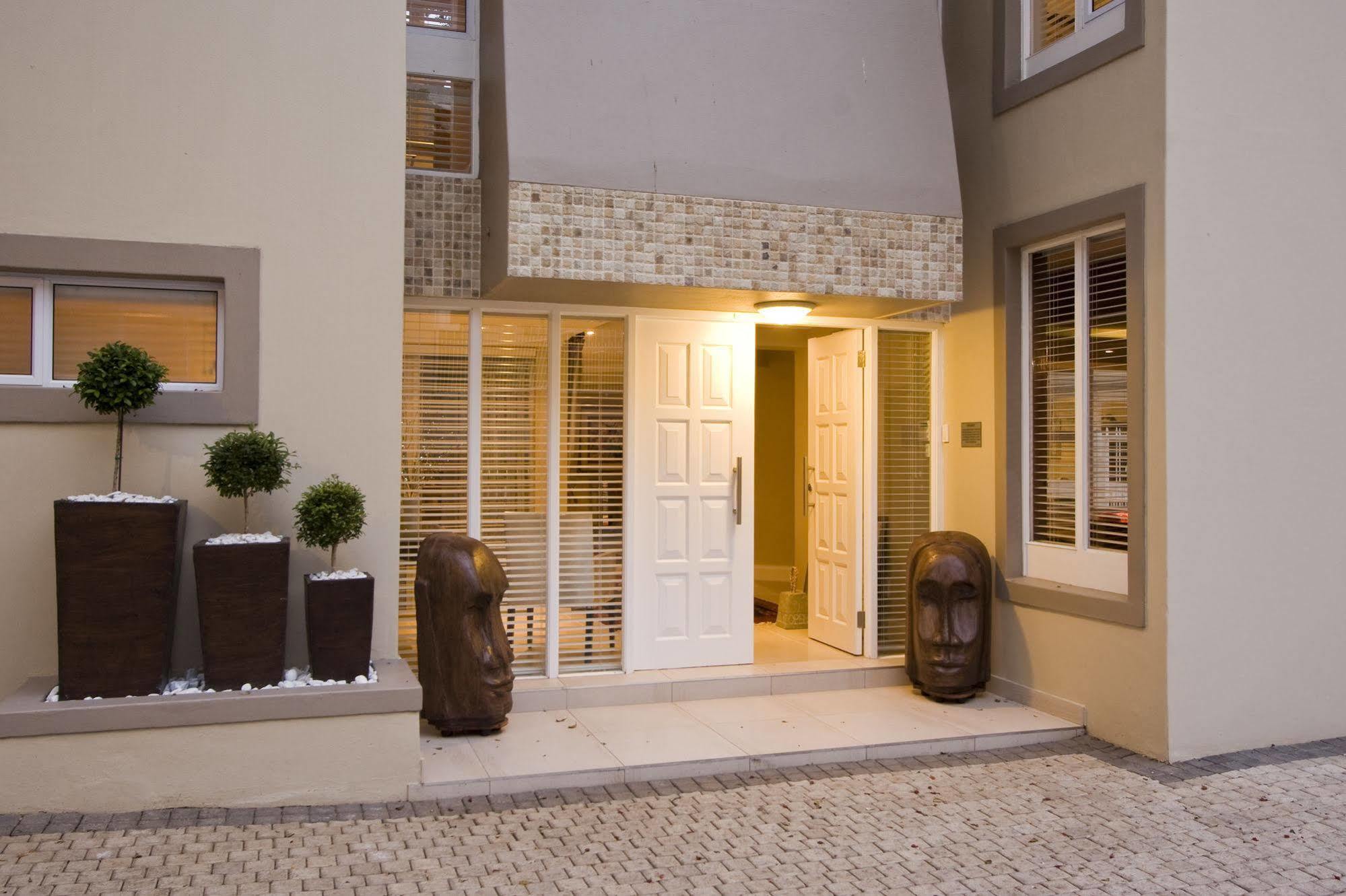 Forest Manor Boutique Guesthouse Umhlanga Rocks Екстериор снимка